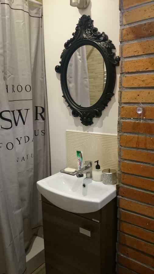 New Rooms 3Km To Centrum Gdansk Bagian luar foto
